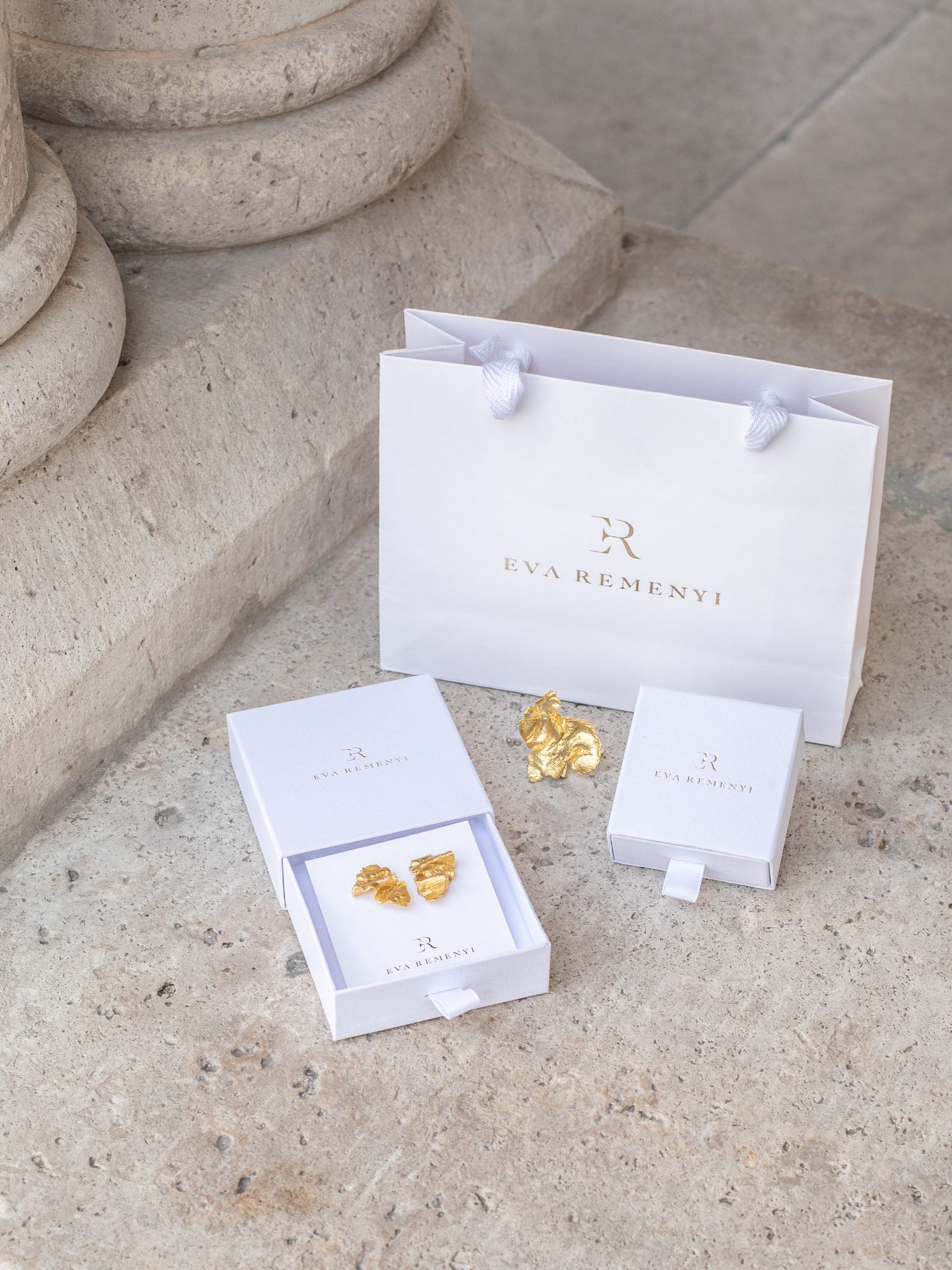 Artemis Ring Gold