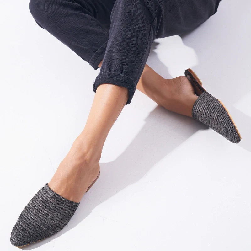 Babouche Black Coco, sustainable, handmade sandals made from natural materials by Bulibasha