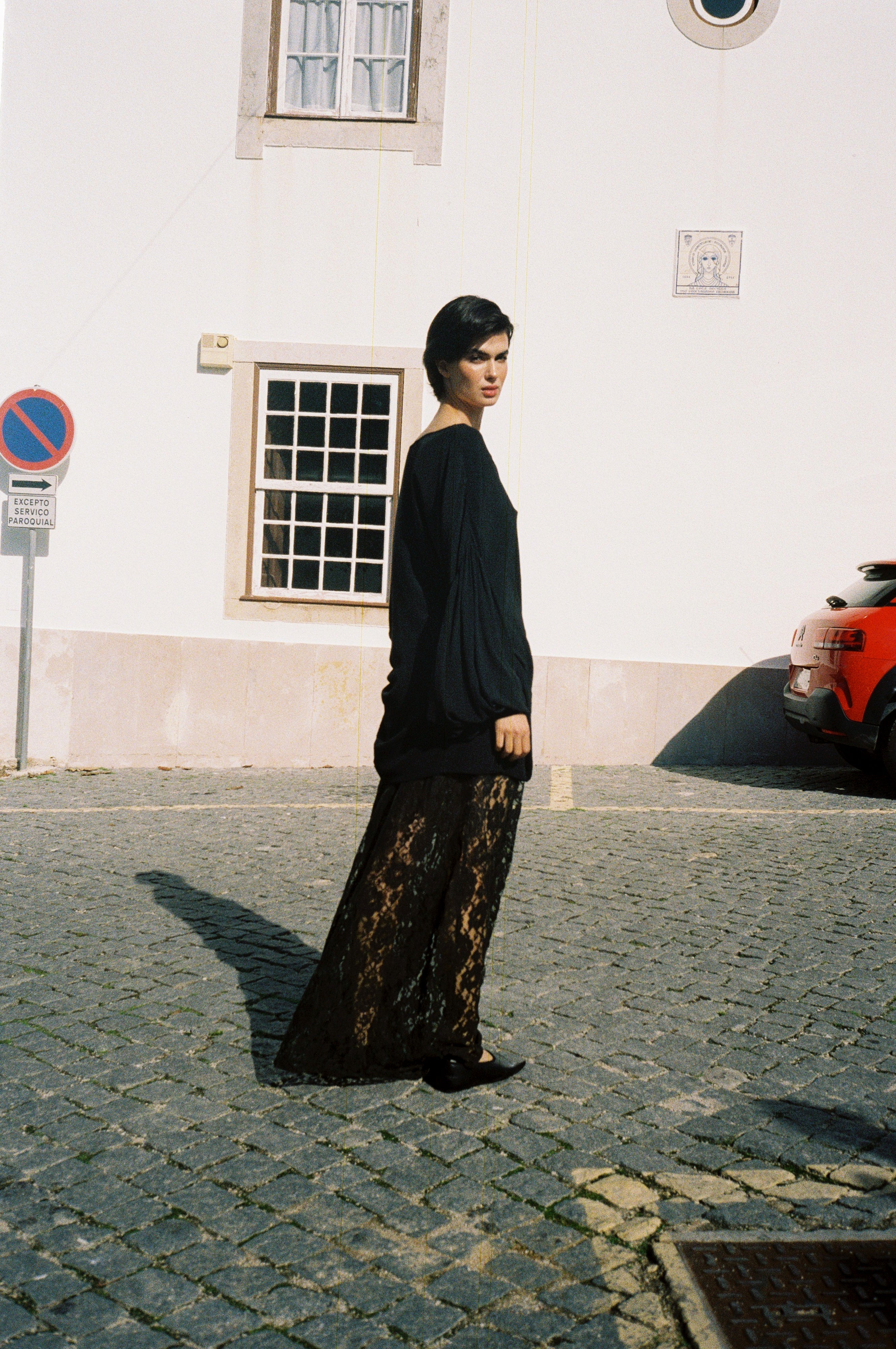 LACE SLIP SKIRT