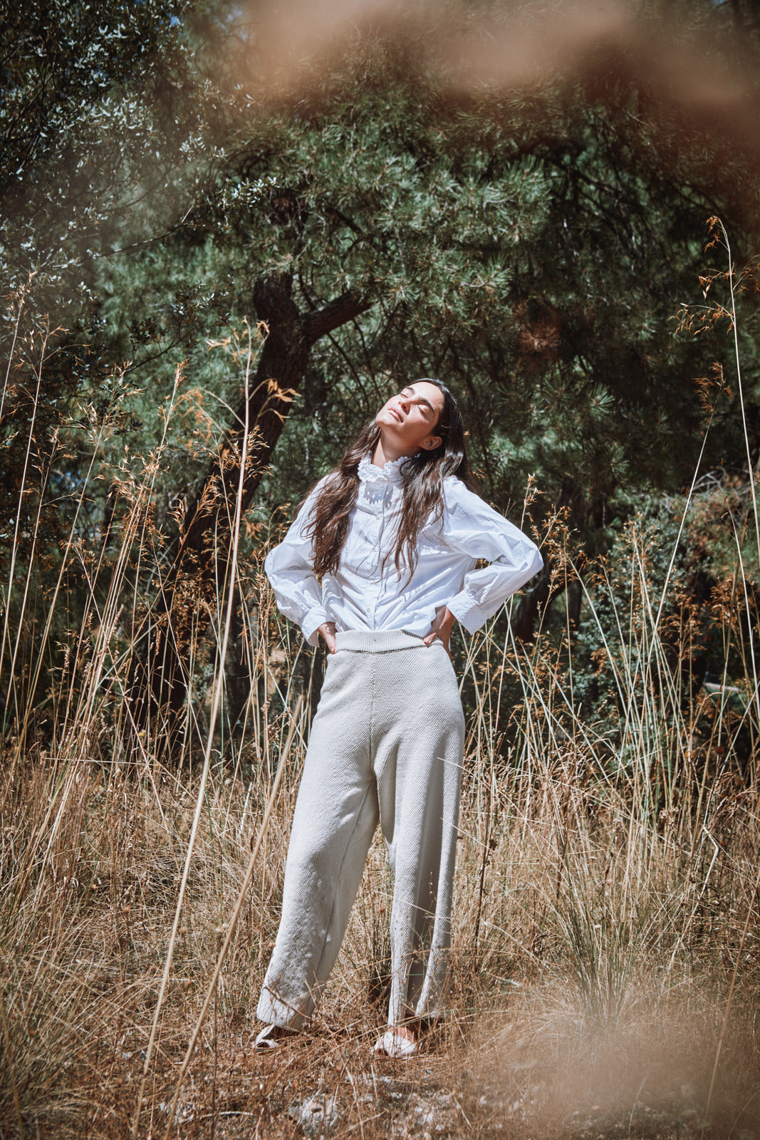 LOUISA Cropped Pants in Organic Cotton - Off-White