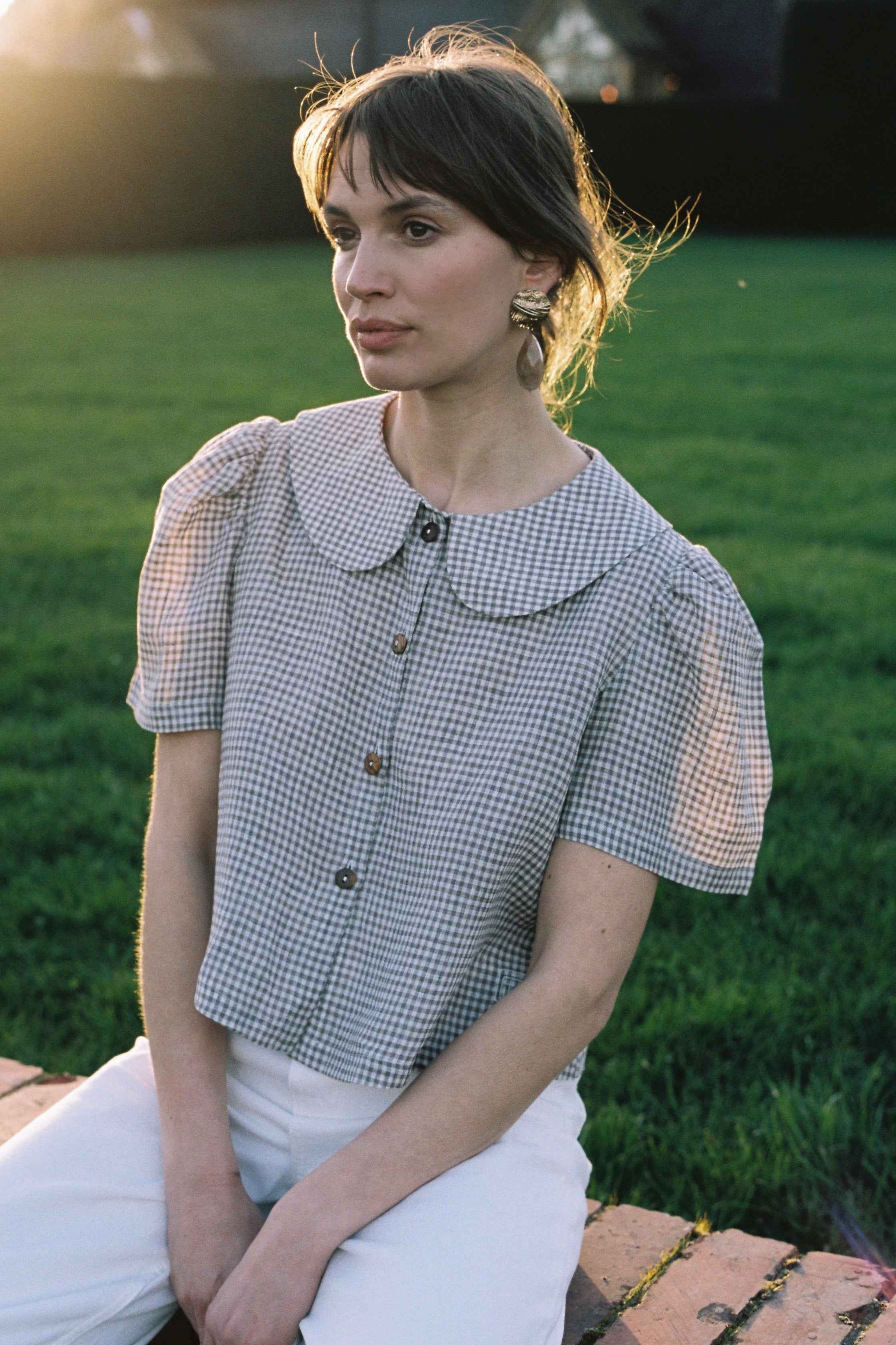 Frances Linen Cropped Blouse - Fawn Gingham