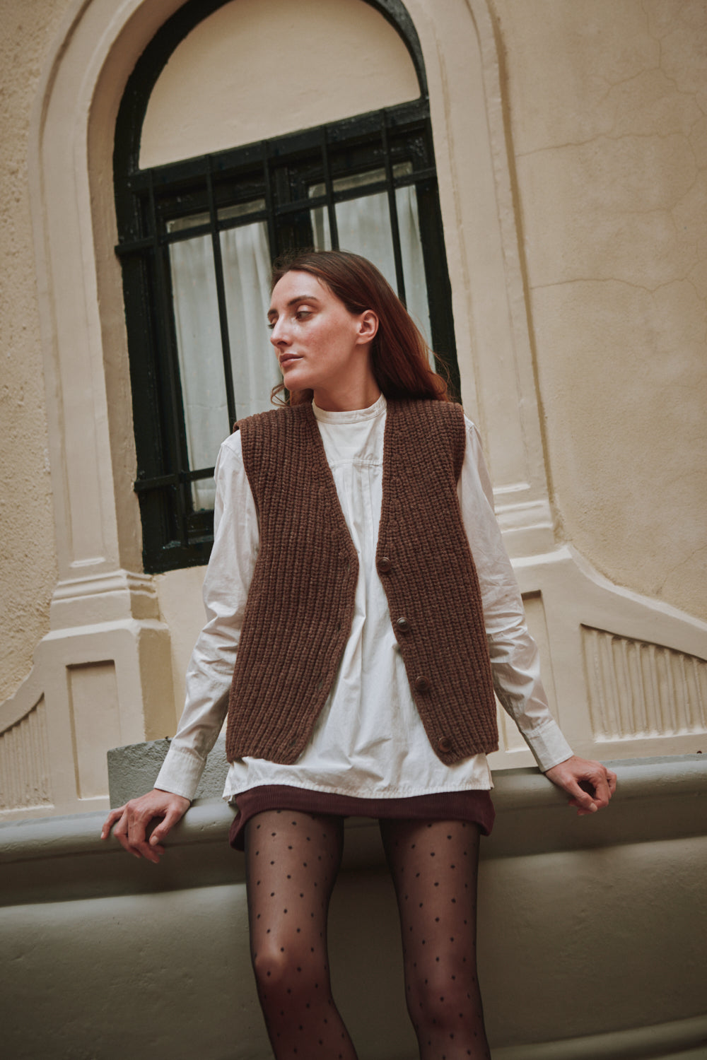 VERA Sleeveless Vest in Merino Wool - Chocolate - L'Envers