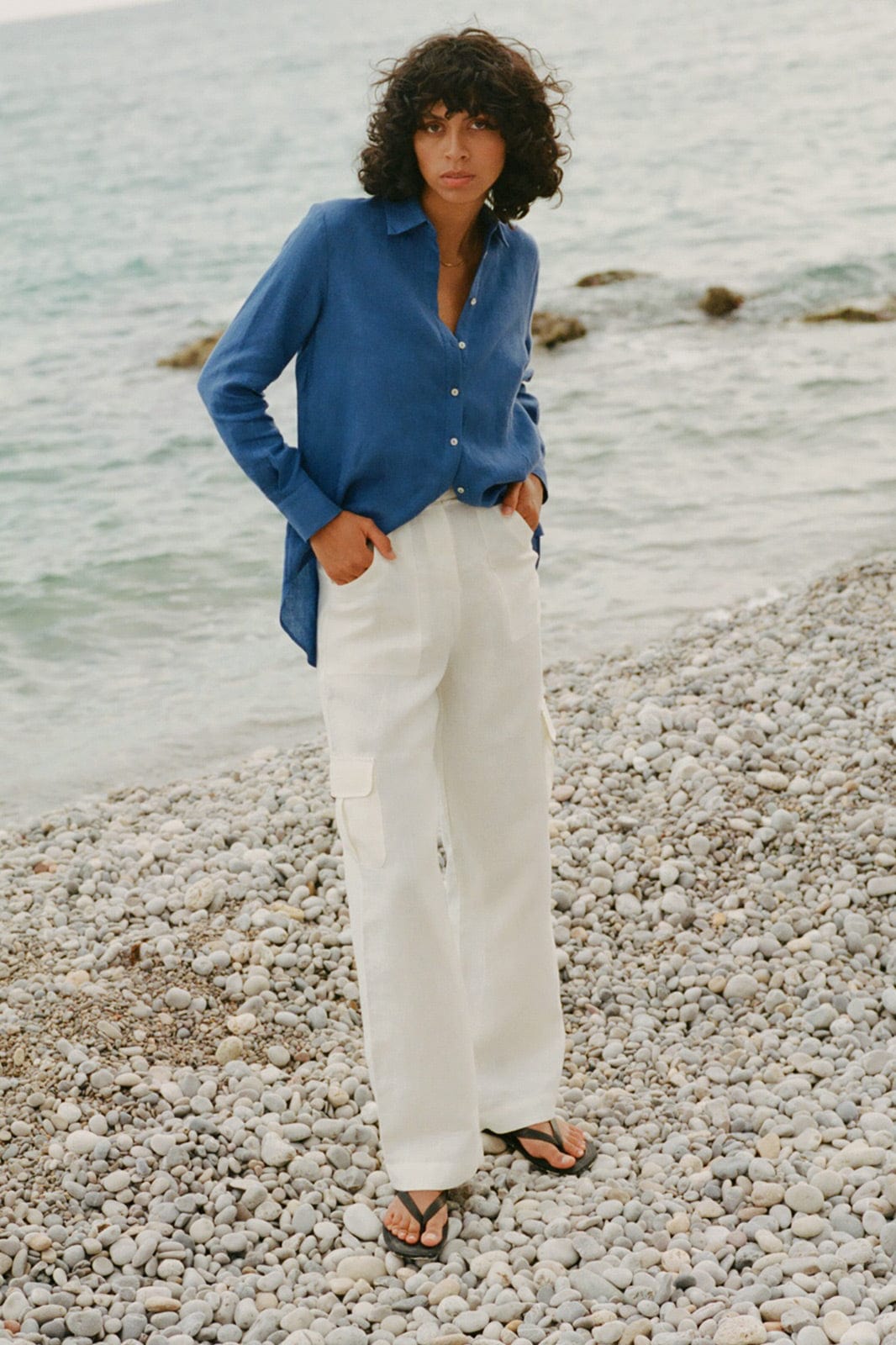 The Gina Oversized Shirt in Klein blue