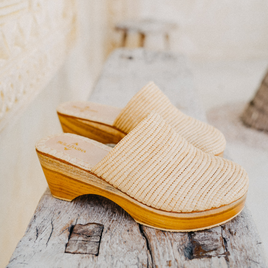 Mohya Women's Clogs Natural Beige
