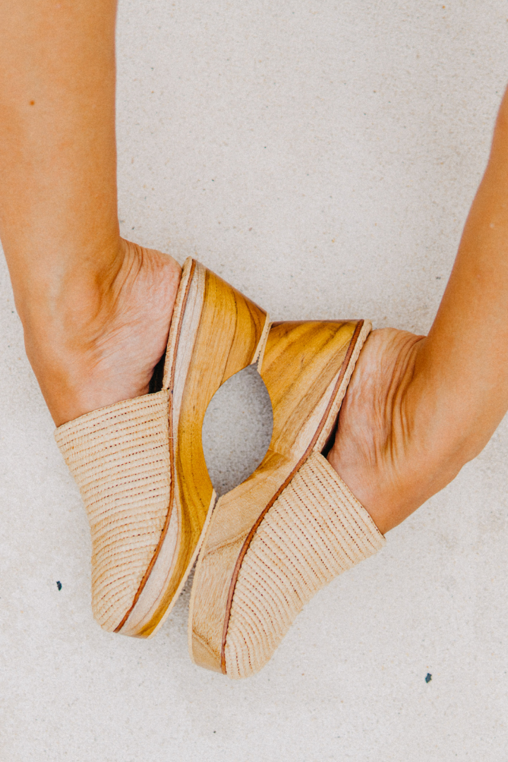 Mohya Women's Clogs Natural Beige