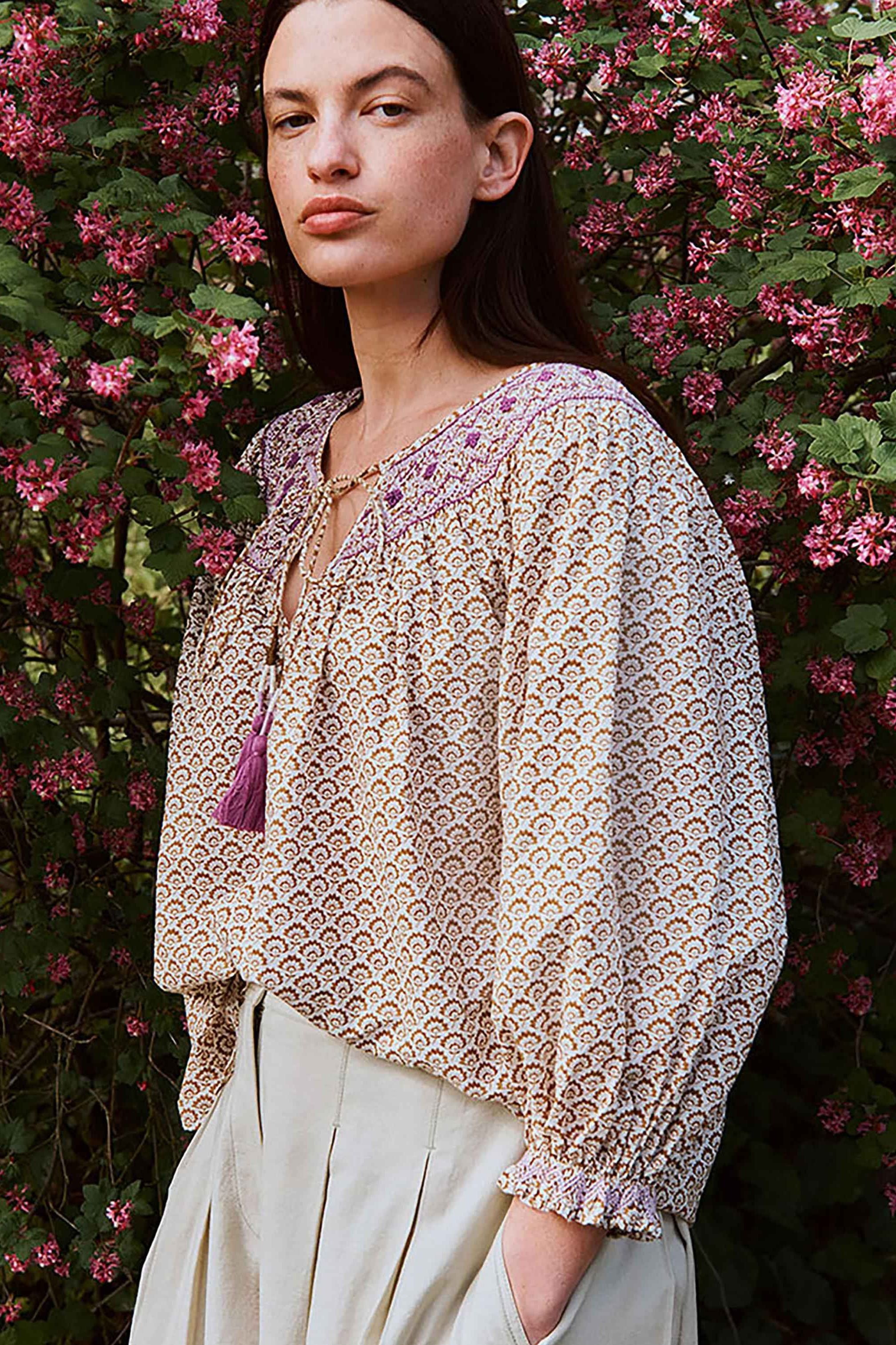 Alina Floral Printed Smocking Top Brown