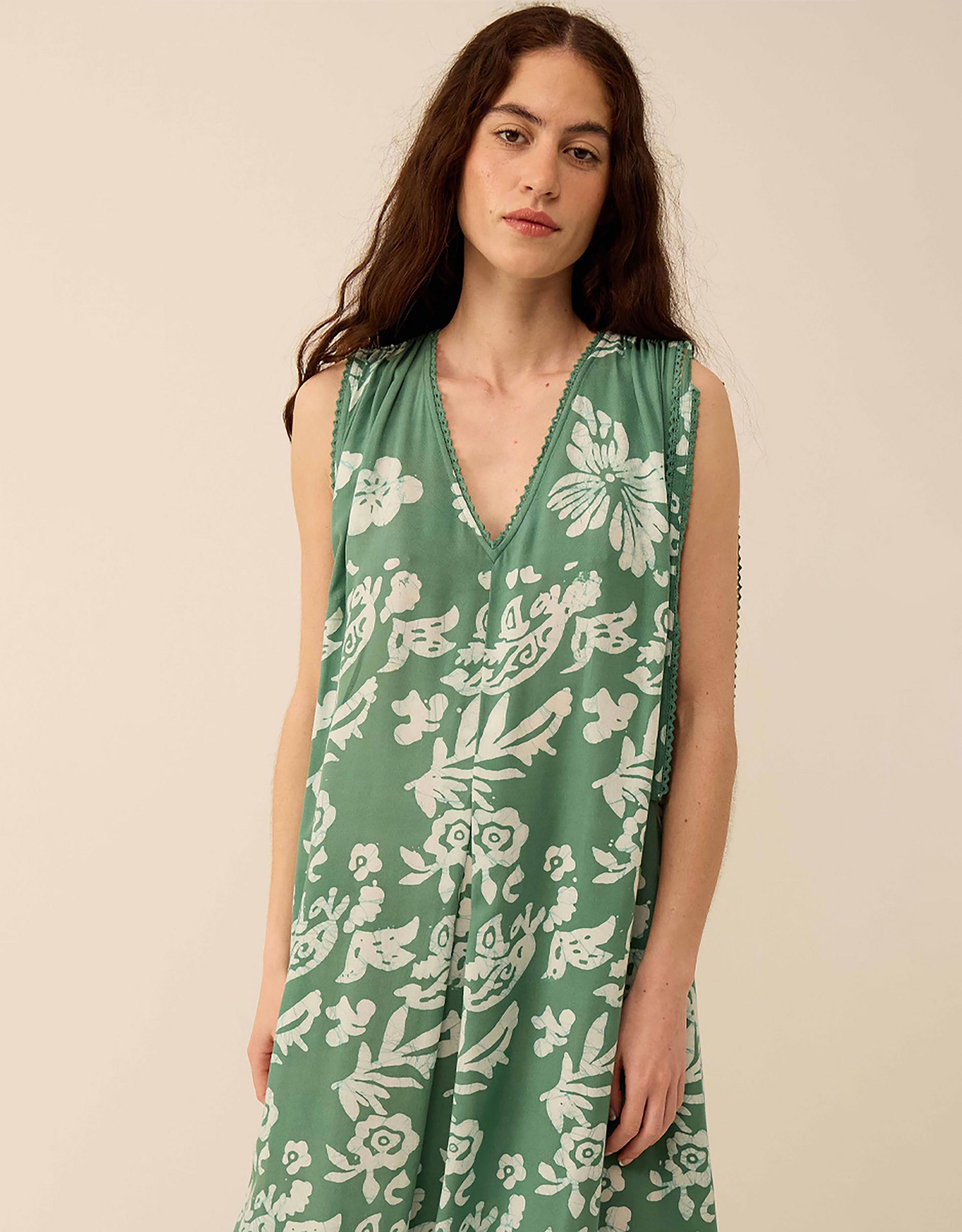 East Aggie Hand-Batik Floral Green Dress Green
