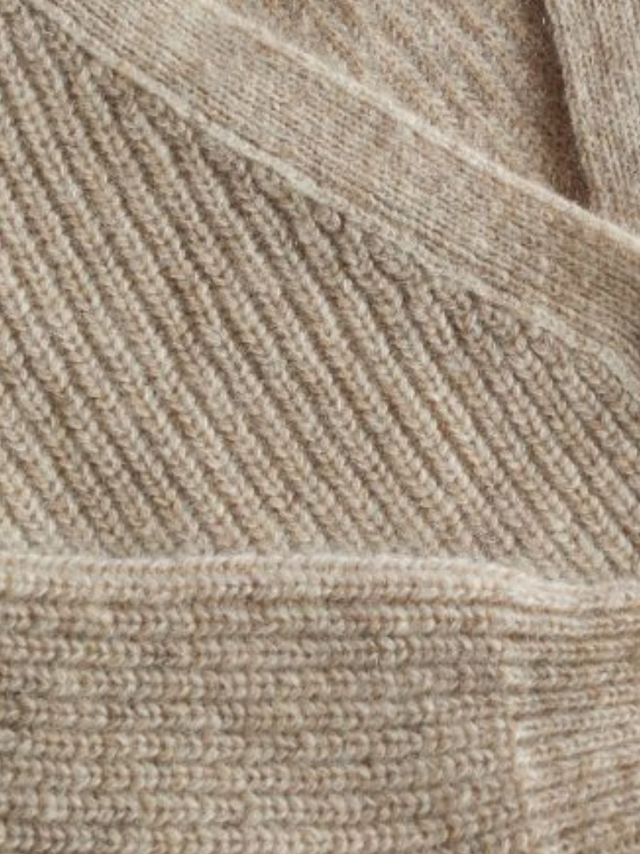 ANNA V-Neck Cardigan in Merino-Mohair Wool - Beige -100% cruelty free merino wool -  Spanish Merino Wool Cardigan - L'Envers details