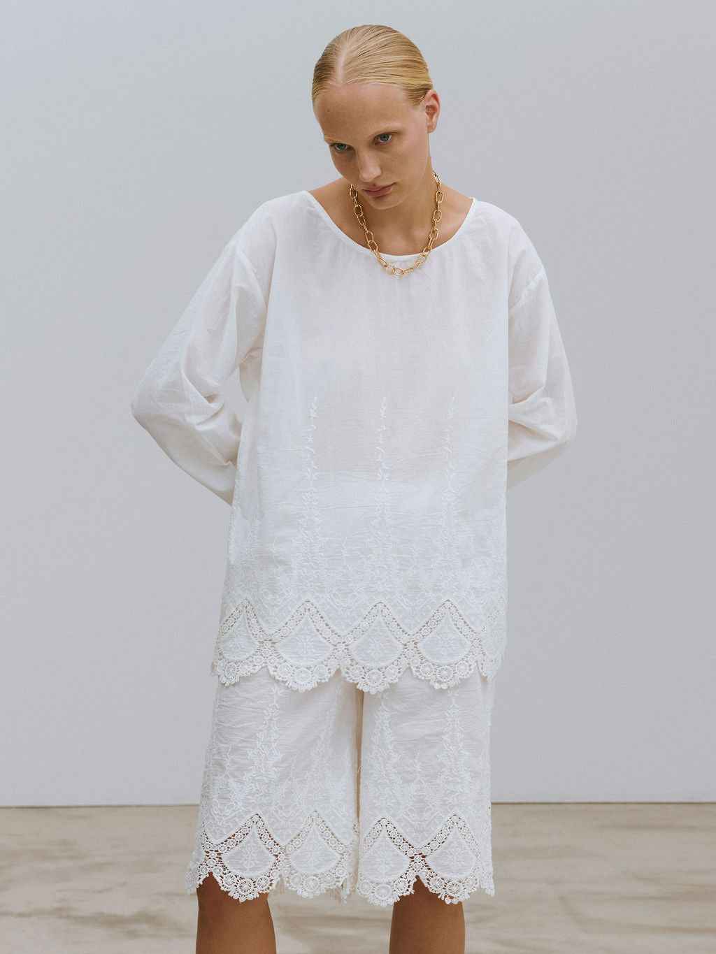 POET BERMUDA SHORTS