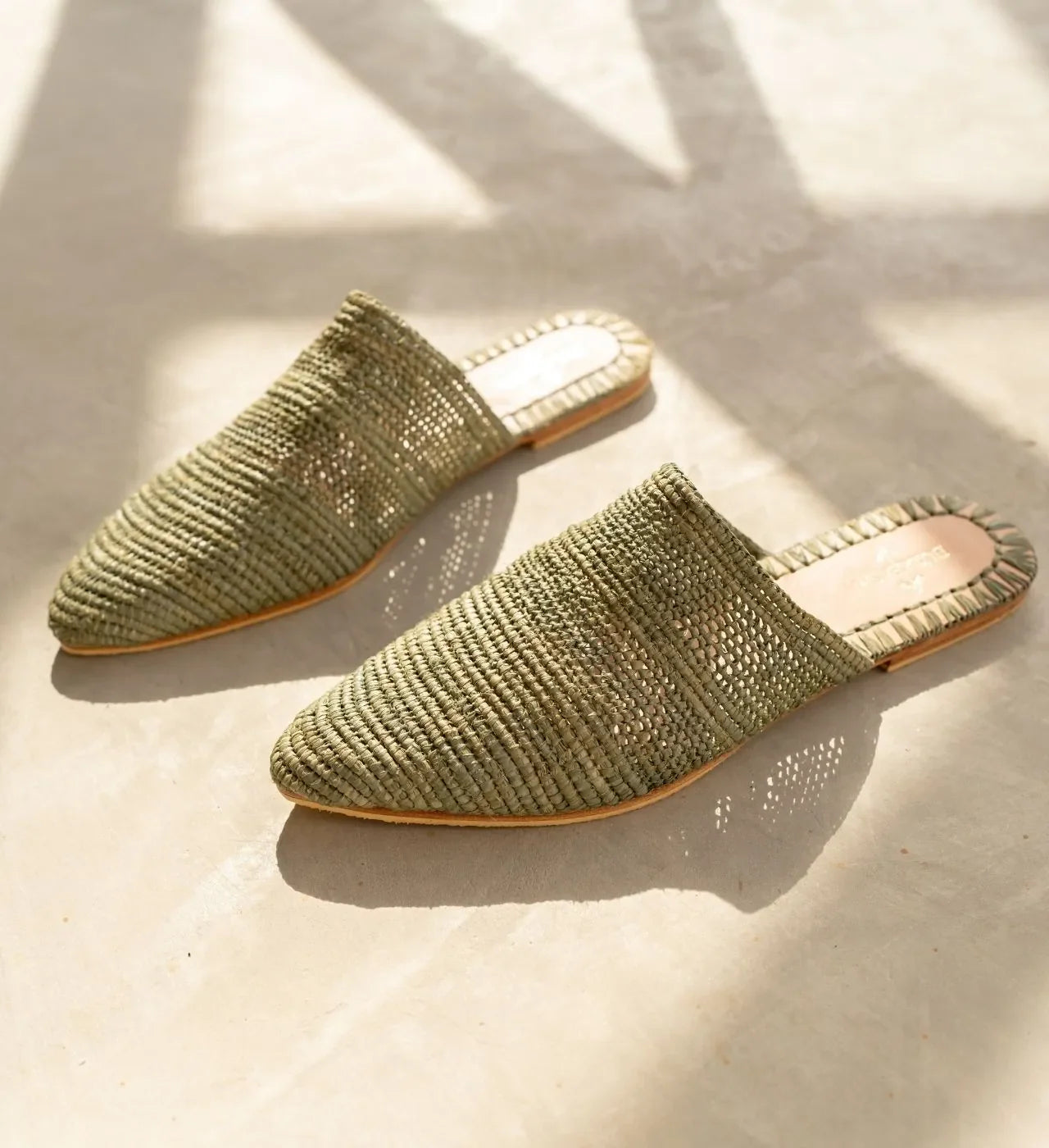 Babouche Tayri Green, sustainable, handmade sandals made from natural materials by Bulibasha