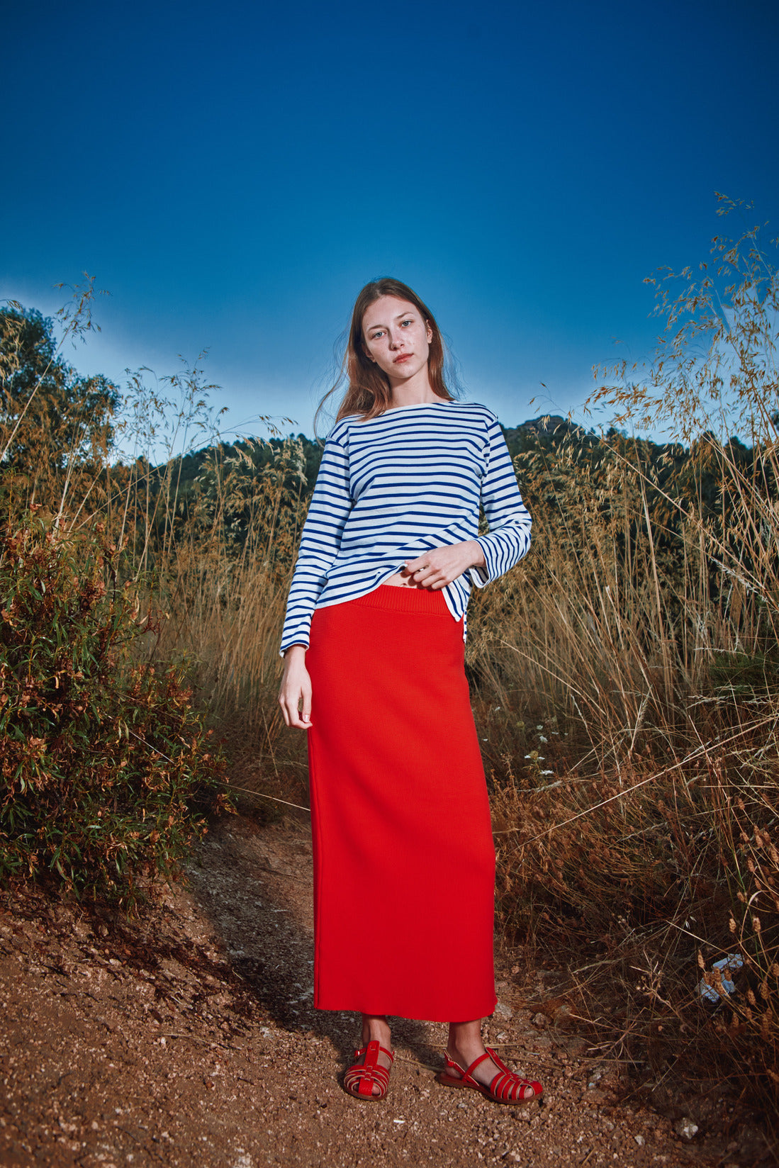 CECILE Straight Midi Skirt in Organic Cotton - Red - L'ENVERS