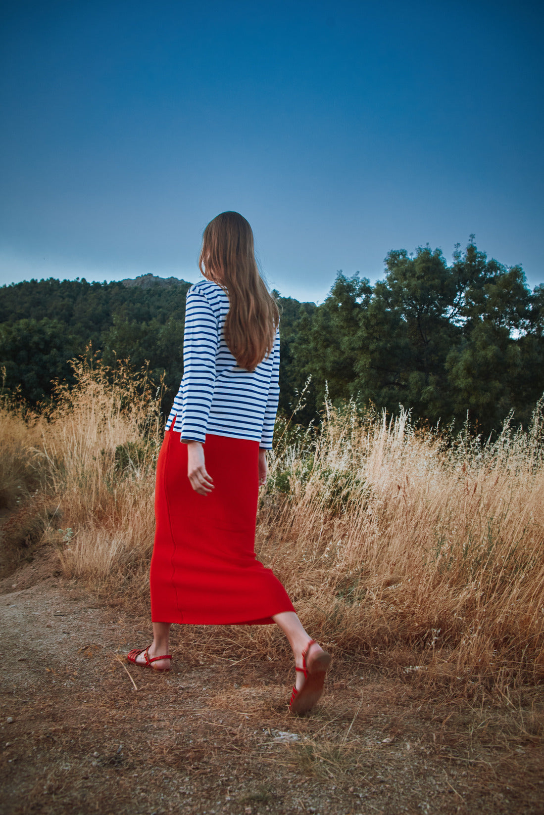 CECILE Straight Midi Skirt in Organic Cotton - Red