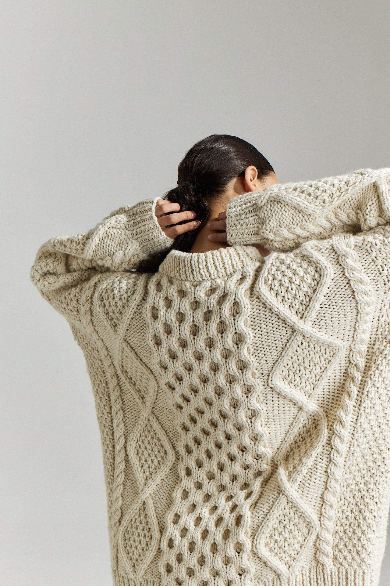 HONEY HEIRLOOM SWEATER