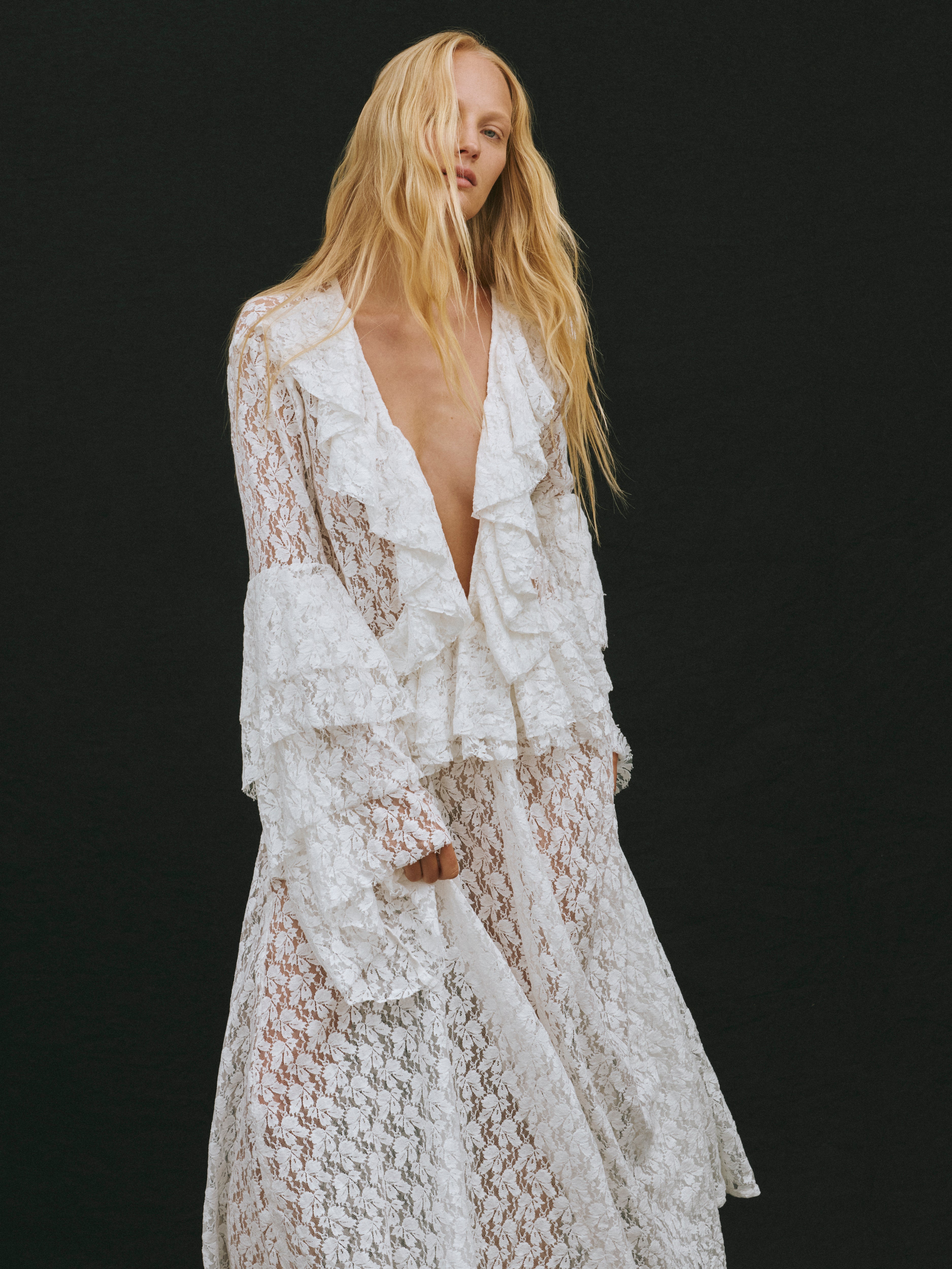 THE LACE BELLA DRESS