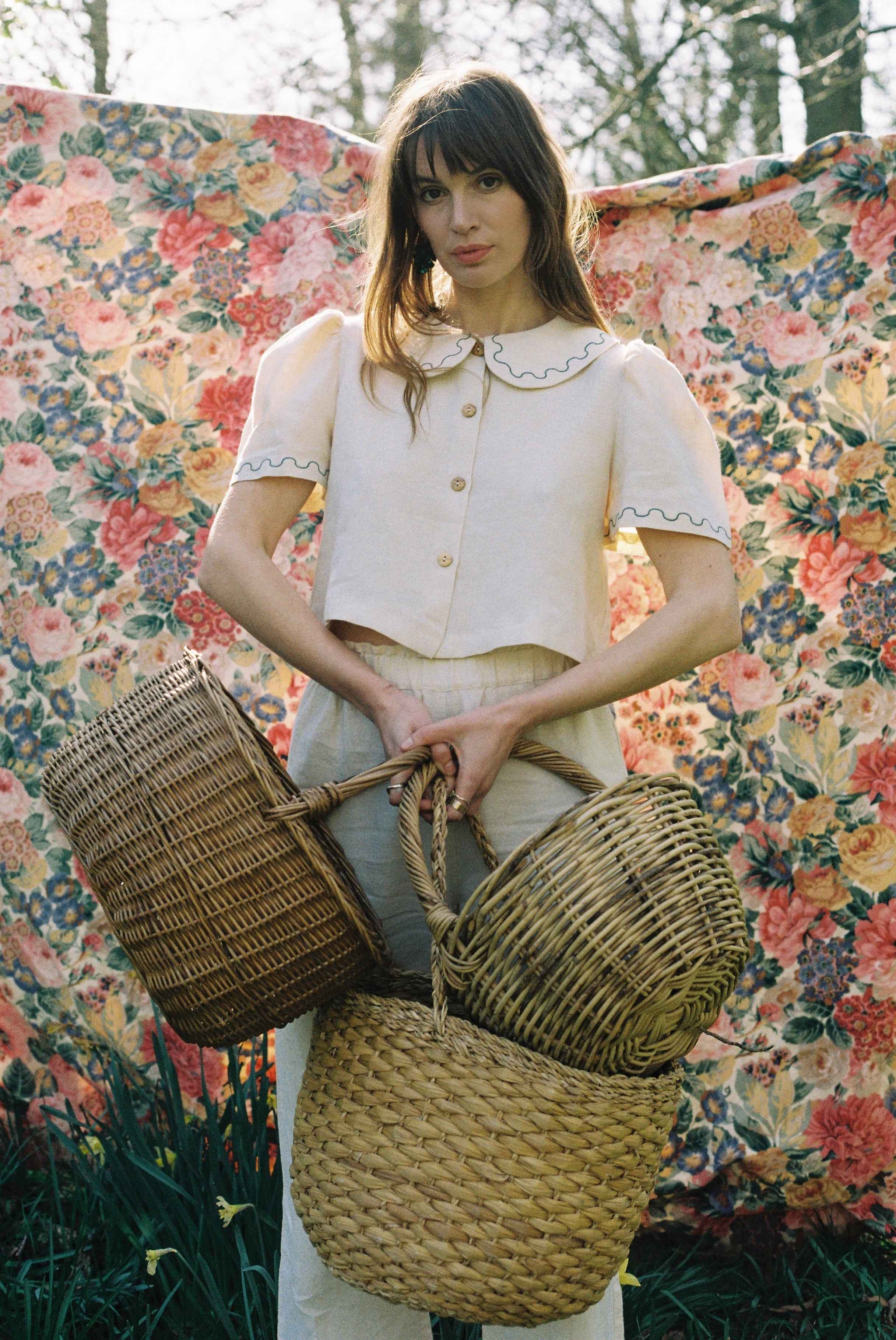 Frances Linen Cropped Blouse with Embroidered Trims - Natural