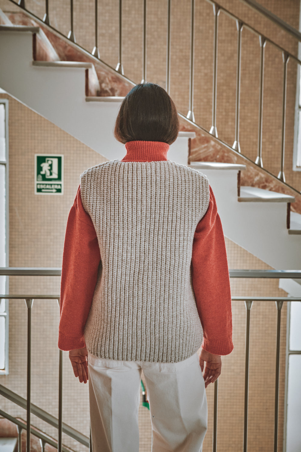 VERA Sleeveless Vest in Merino Wool - Beige