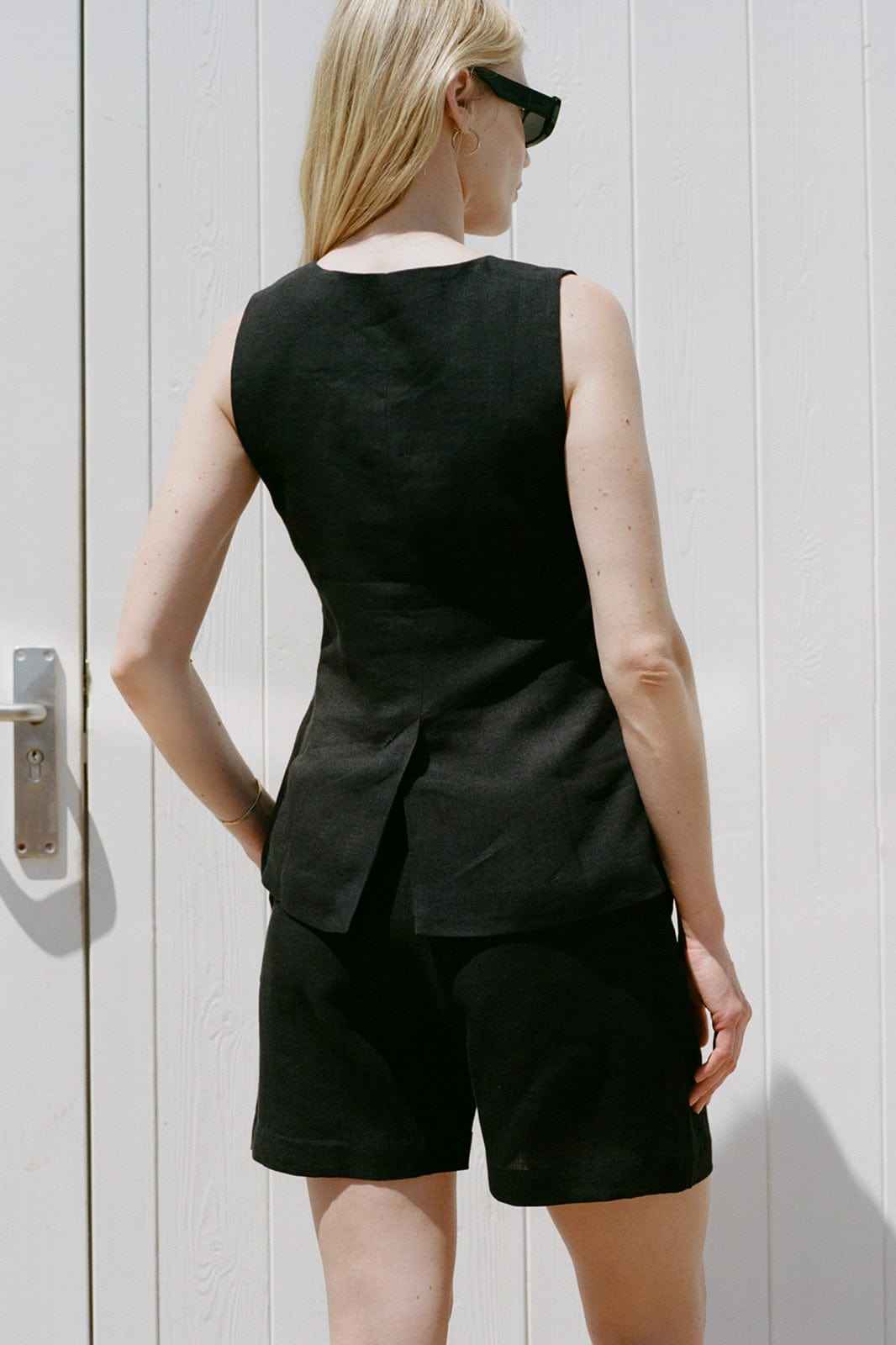 The Sienna Pleated Shorts in black